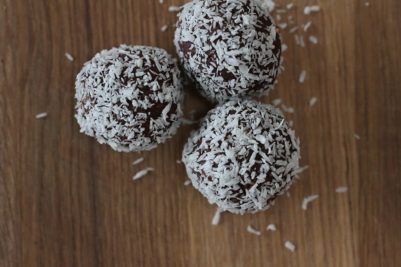 Vegan sugar free rum balls